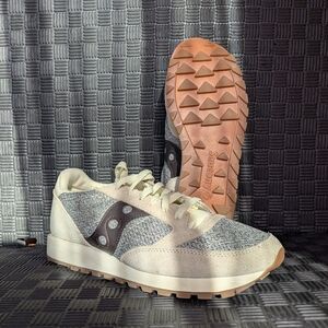Brand New Saucony Jazz Original Beige Gray Brown Sport 9.5 Mens No Insole